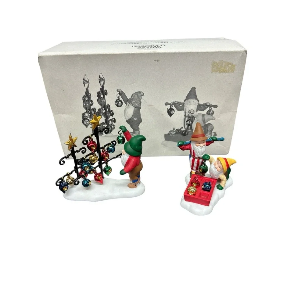 Department 56 Gnomes Don't Break The Ornaments Village‎ Accessories 56372 READ